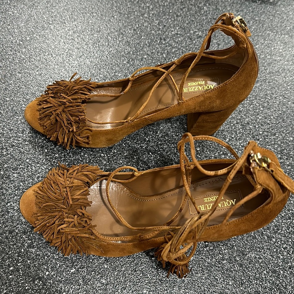 aquazzura mae pearl pumps